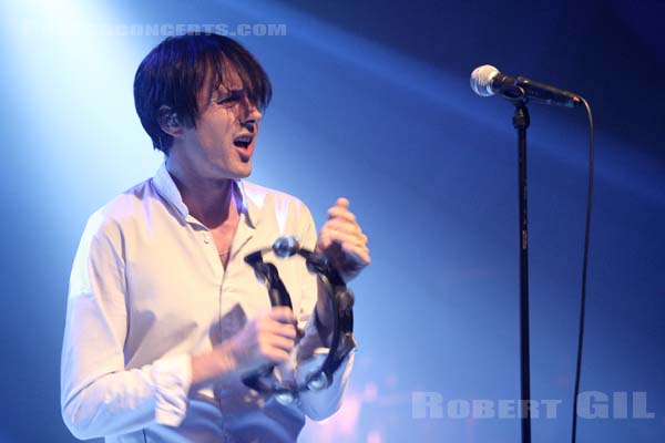 BRETT ANDERSON - 2011-10-07 - PARIS - La Machine (du Moulin Rouge) - 